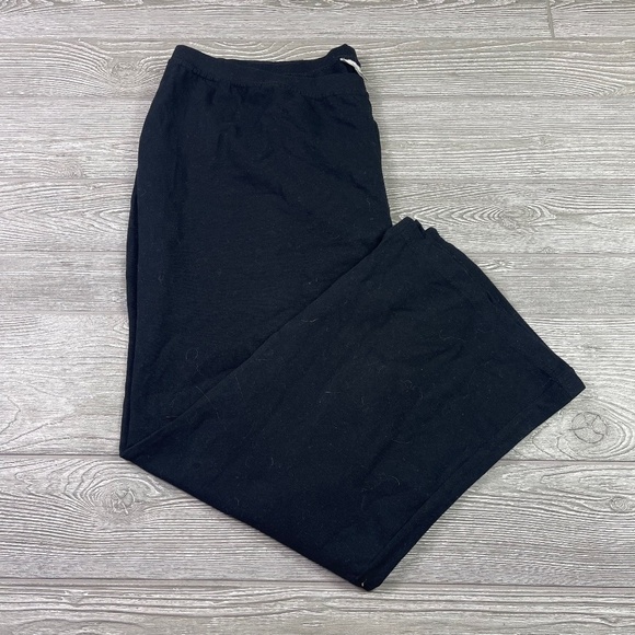 WOMAN WITHIN Athletic Cropped Pants - Picture 2 of 9